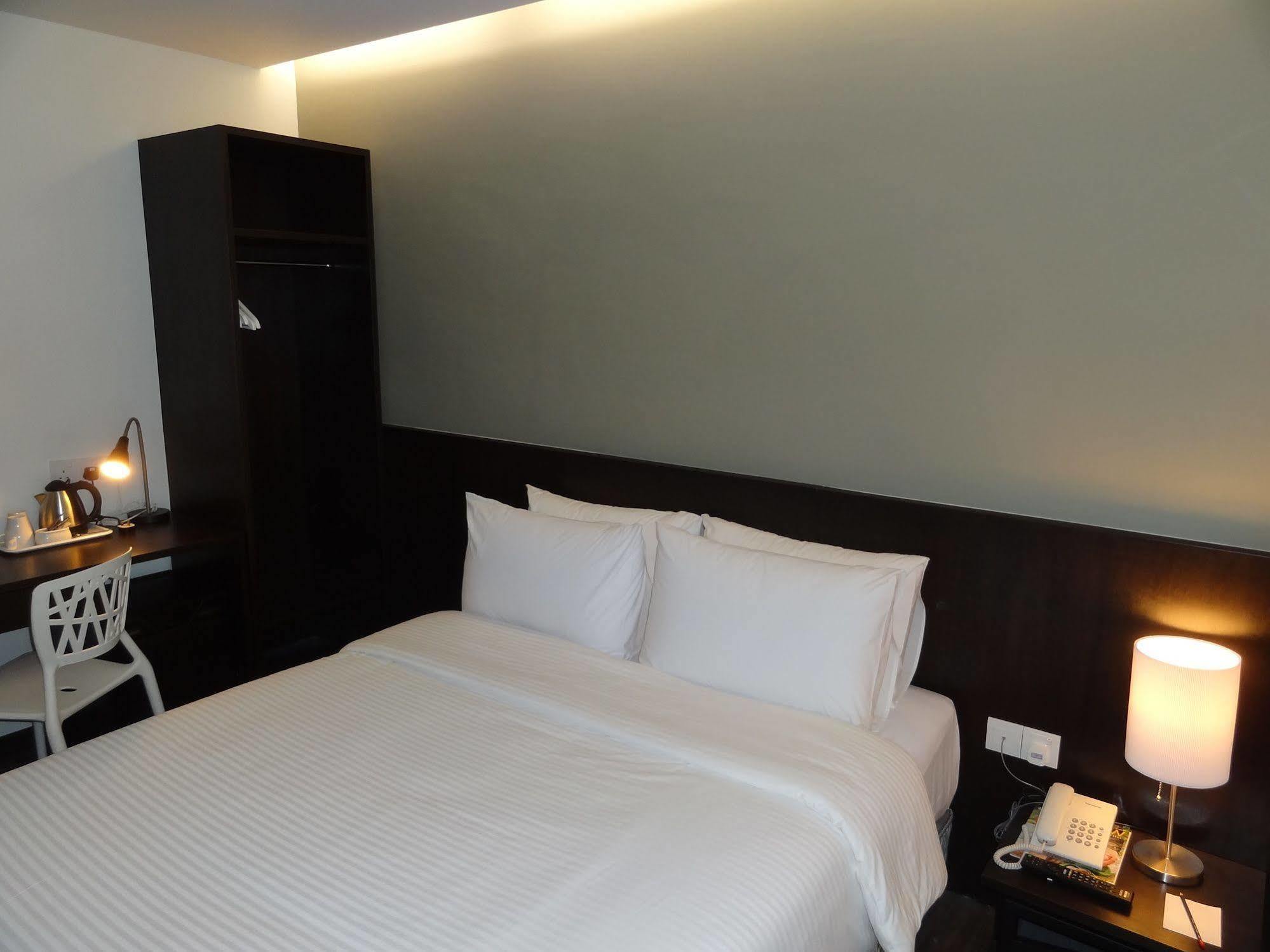 Vivo Hotel Kuantan Exterior foto