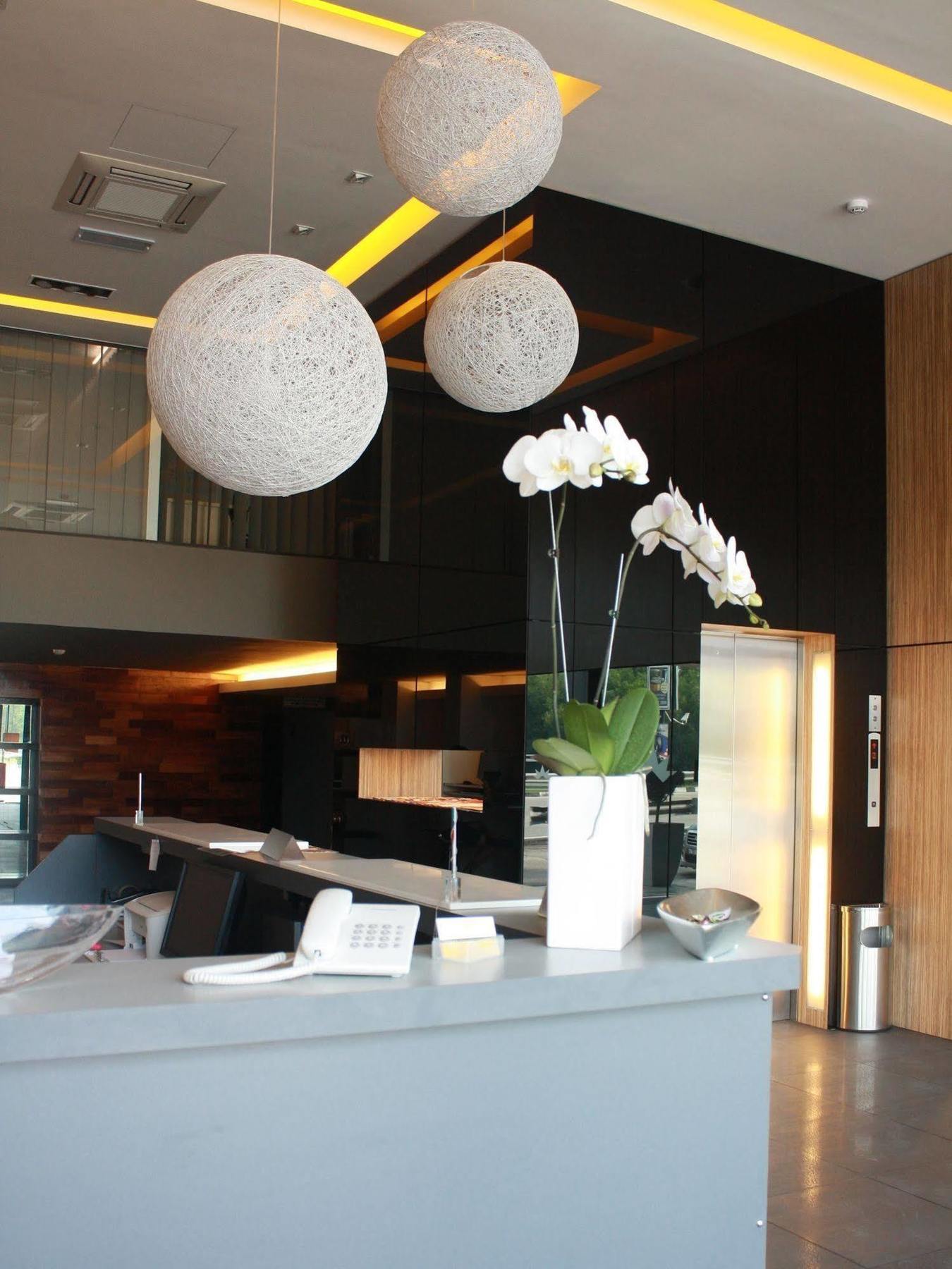 Vivo Hotel Kuantan Exterior foto